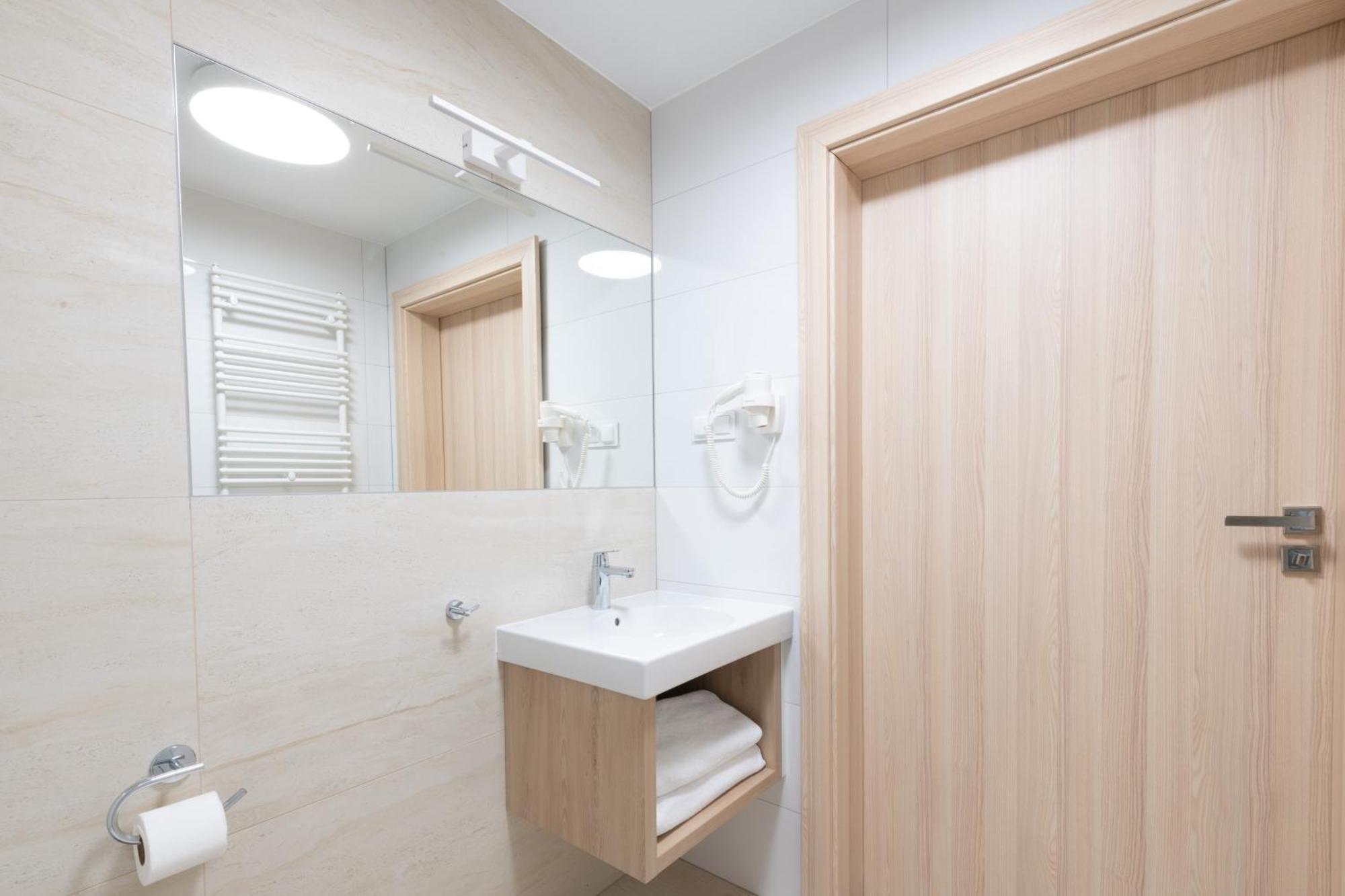 Blue Marine Mielno Aparthotel Миелно Екстериор снимка