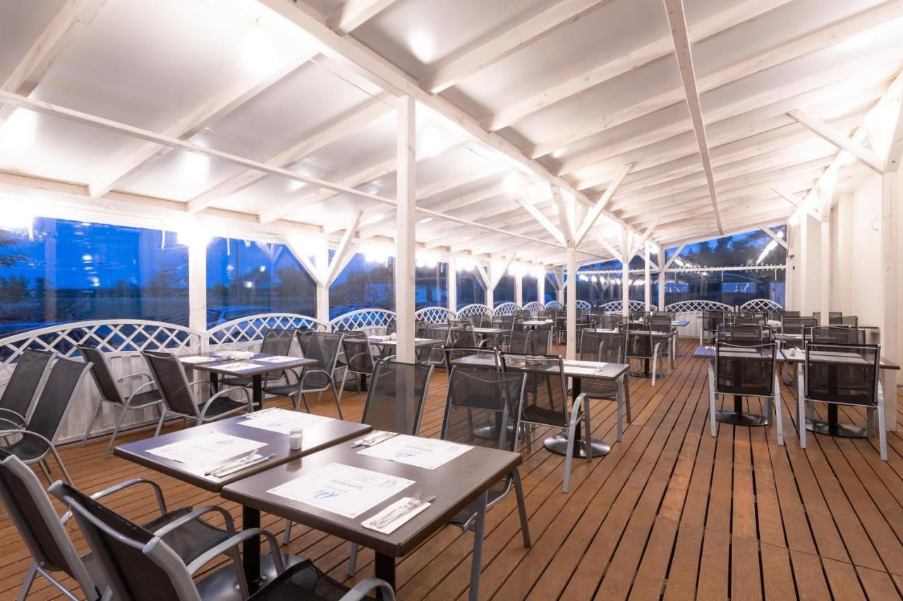 Blue Marine Mielno Aparthotel Миелно Екстериор снимка